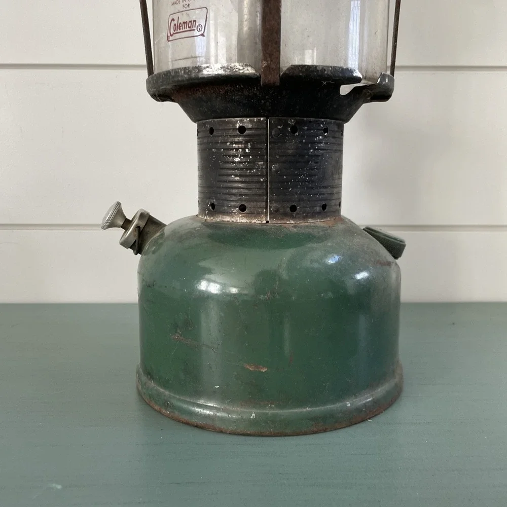 Vintage Coleman Lantern Model 220E – Dual Mantle – Made in USA 3 60